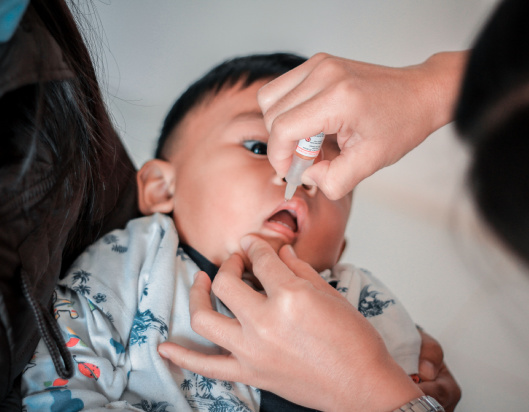 child getting rotavirus vaccine