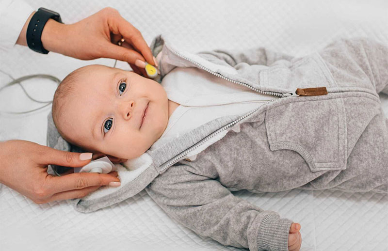 hearing test on baby