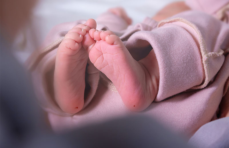 baby heel prick test
