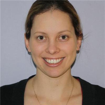 Dr Belinda McClaren