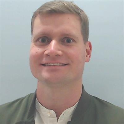 Dr Christopher Menne