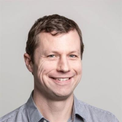 Dr Jonathan Mynard