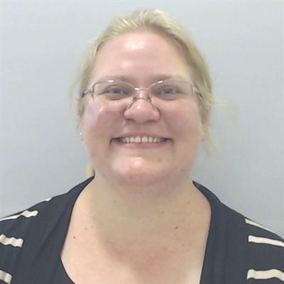 Dr Kat Goodall