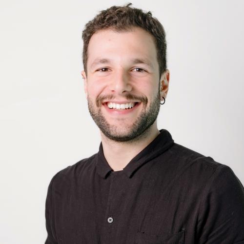 Dr Lucas Ferreira