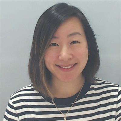 Dr Roslyn Le Gautier
