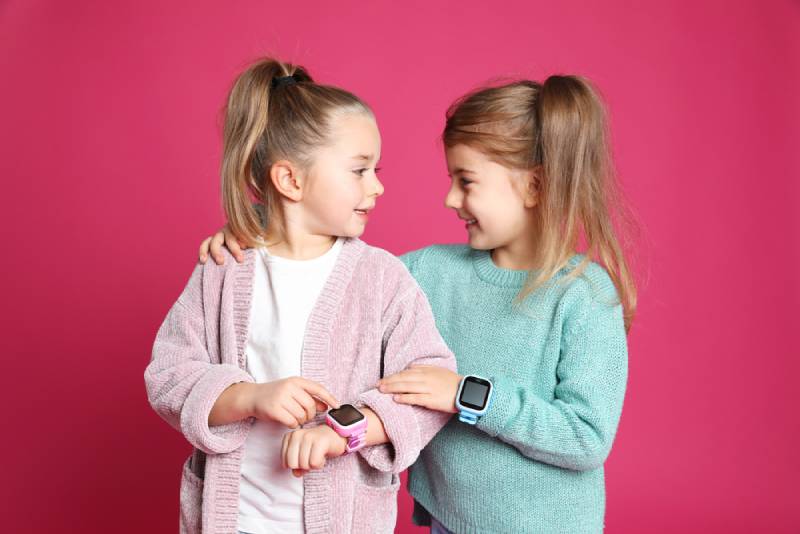 children with fitness trackers
