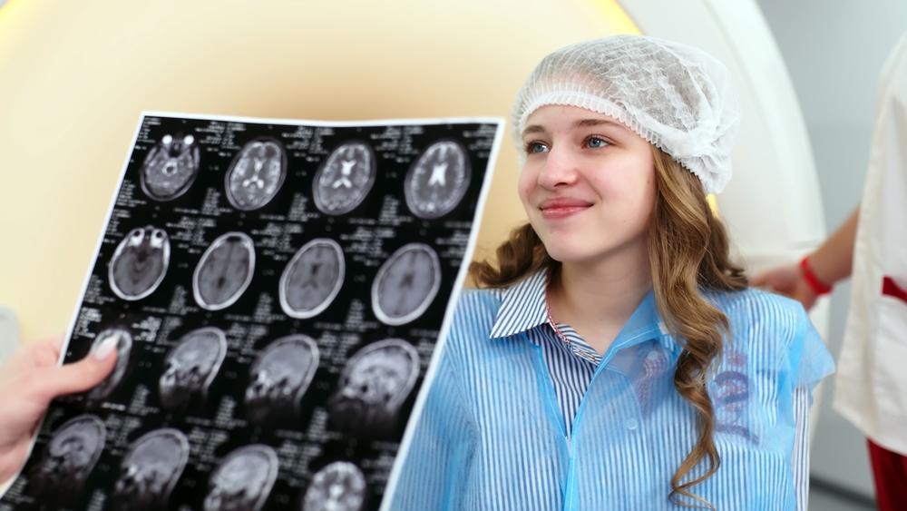 adolescent getting MRI