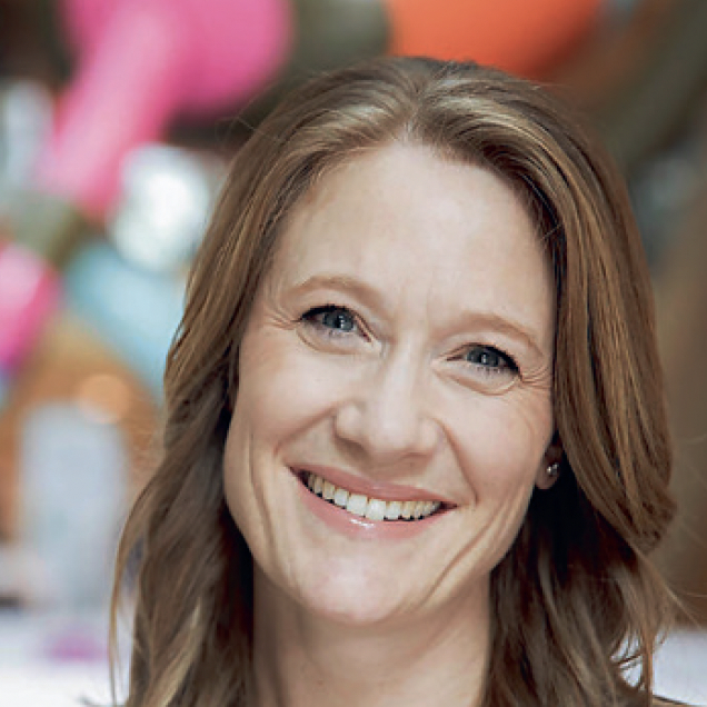 Dr Sara Howden Professor Kirsten Perrett