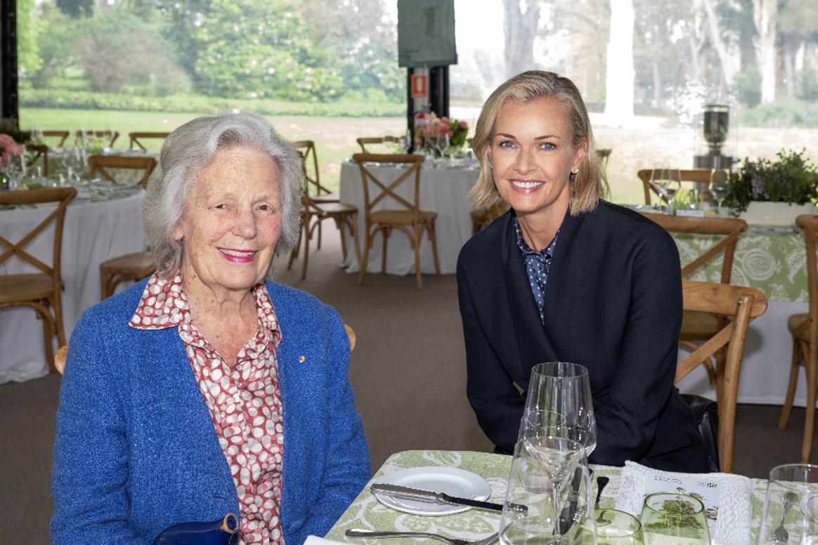 damee legacy jane calvertjones sarah murdoch 1222
